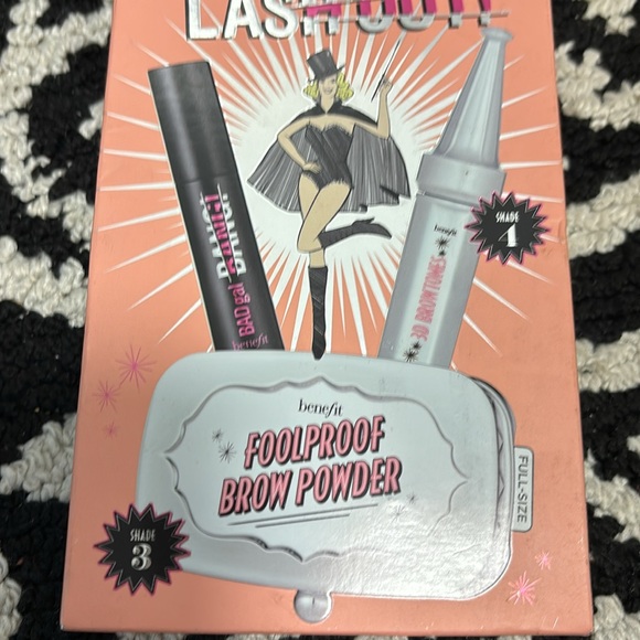 3-pc Benefit Brows On Lash Out Set NEW IN BOX - Picture 2 of 5